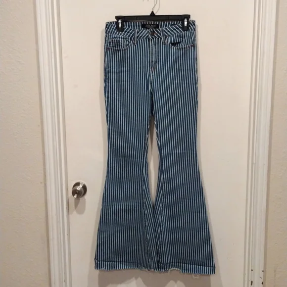 Judy Blue Stripe Super Flare High Waist Ruby Ya Ya Shirley Jeans 5/27-Boho - Picture 1 of 9